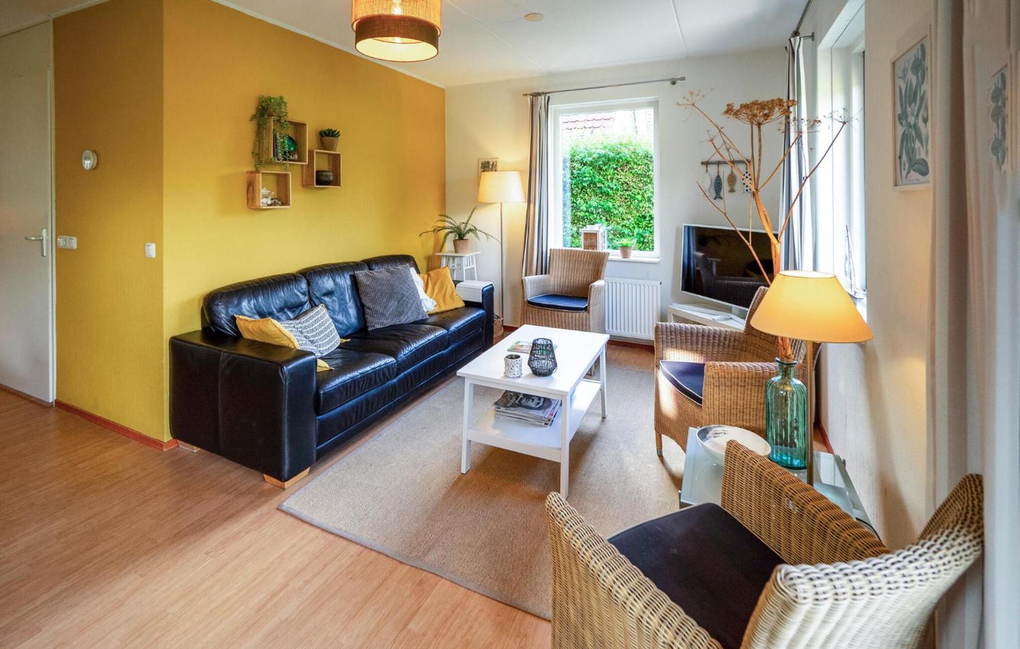 3 Bedroom Lovely Home In Zonnemaire Exterior photo